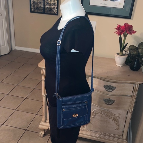 Crossbody Purse Messenger Blue Faux Leather Bag - Picture 5 of 16